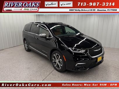 New 2026 Chrysler Pacifica Pinnacle