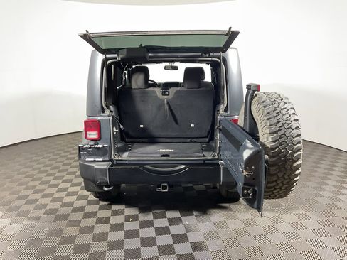 Used 2016 Jeep Wrangler Sport image 11