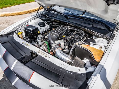 Used 2012 Dodge Challenger SRT8 w/ Premium Sound Group image 18