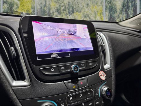 Used 2023 Chevrolet Malibu LT image 22