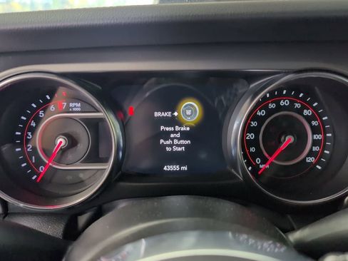 Used 2022 Jeep Wrangler Rubicon w/ Steel Bumper Group image 10