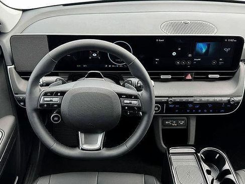 New 2025 Hyundai Ioniq 5 SEL AWD/4WD image 19