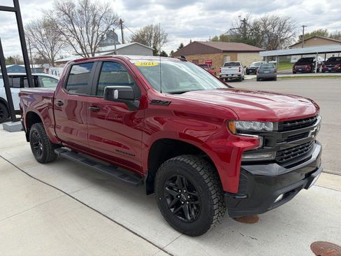 Used 2021 Chevrolet Silverado 1500 LT Trail Boss w/ LT Trail Boss Premium Package AWD/4WD image 6