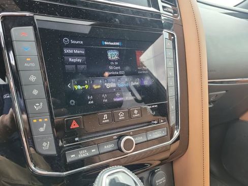 Used 2021 INFINITI QX80 Sensory w/ All-Season Package AWD/4WD image 13