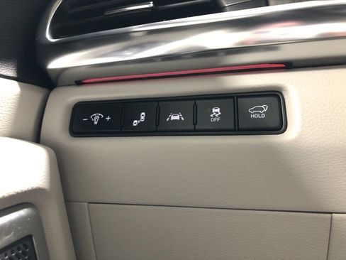 Used 2022 Kia Telluride SX w/ SX Prestige Package image 51