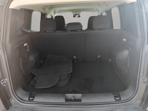 Used 2017 Jeep Renegade Sport w/ Power & Air Group image 25