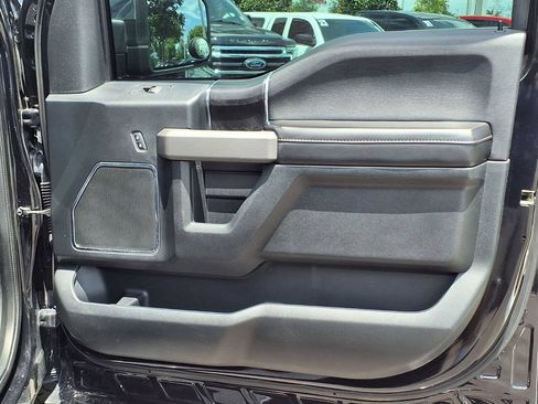 Used 2019 Ford F150 Platinum w/ Equipment Group 701A Luxury AWD/4WD image 14