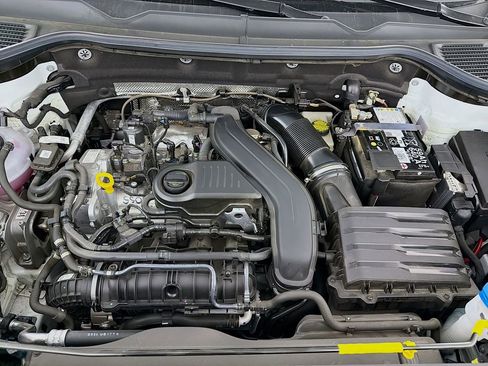 Used 2024 Volkswagen Taos S image 30