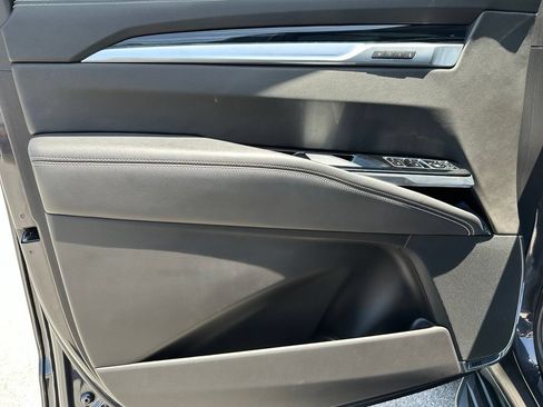 Used 2025 Cadillac Escalade Sport RWD image 43
