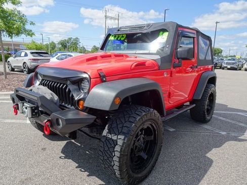 Used 2013 Jeep Wrangler Sport AWD/4WD image 8