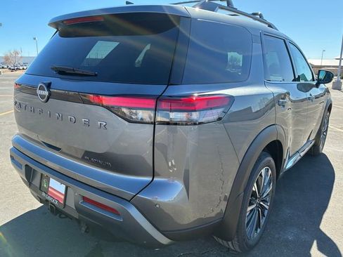 New 2026 Nissan Pathfinder Platinum image 6