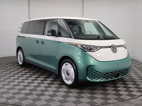 New 2025 Volkswagen ID. Buzz 1st Edition image 3