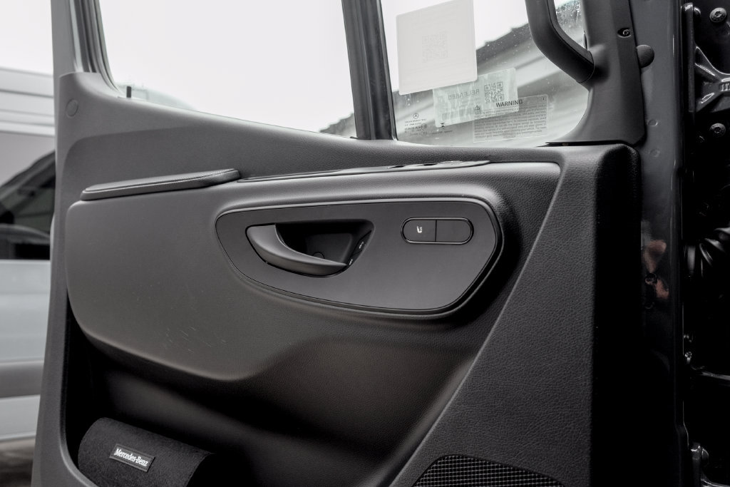 New 2026 Mercedes-Benz Sprinter 2500 image 14