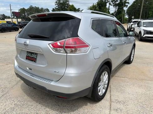 Used 2015 Nissan Rogue SV w/ SV Premium Package FWD image 6