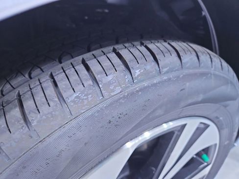 New 2025 Subaru Legacy Premium image 26