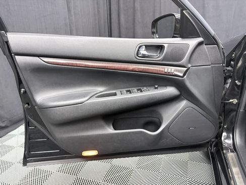 Used 2010 INFINITI G37 x Sedan w/ Premium Pkg AWD/4WD image 22
