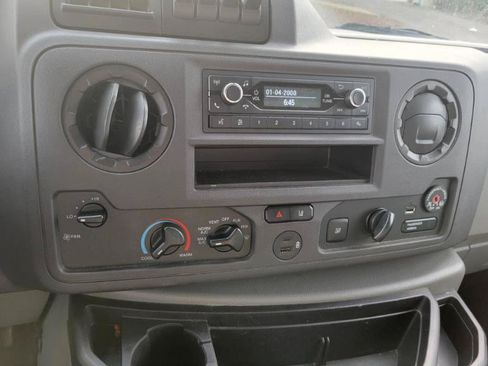 Used 2022 Ford E-350 and Econoline 350 Super Duty RWD image 11