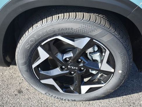 New 2026 Kia Seltos S AWD/4WD image 12