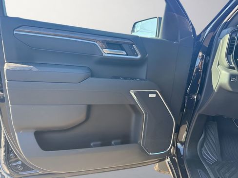 Used 2026 Chevrolet Silverado 1500 LT Trail Boss w/ Convenience Package II AWD/4WD image 27