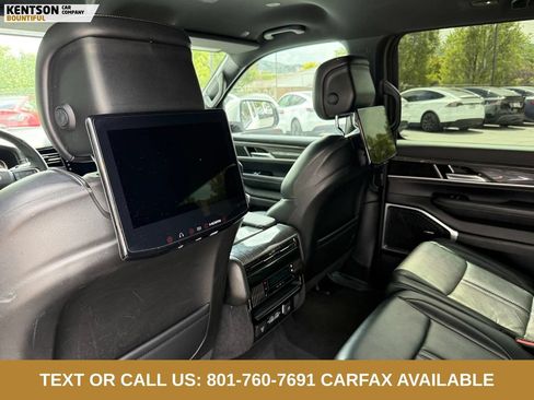 Used 2022 Jeep Wagoneer Series III w/ Rear Seat Video Group 1 AWD/4WD image 32