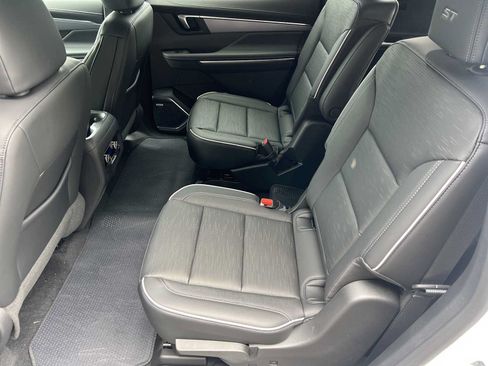 New 2026 Buick Enclave Sport Touring w/ Power Package FWD image 22