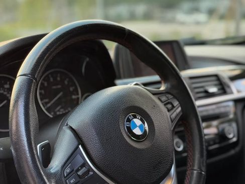 Used 2018 BMW 330i xDrive Sedan AWD/4WD image 15