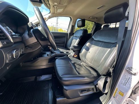 Used 2019 Ford Ranger Lariat w/ Black Appearance Package image 13