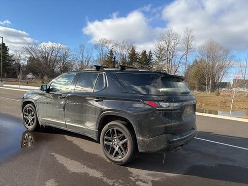 Used 2019 Chevrolet Traverse Premier w/ Redline Edition image 3