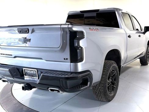 Used 2024 Chevrolet Silverado 1500 LT Trail Boss w/ Convenience Package II image 4