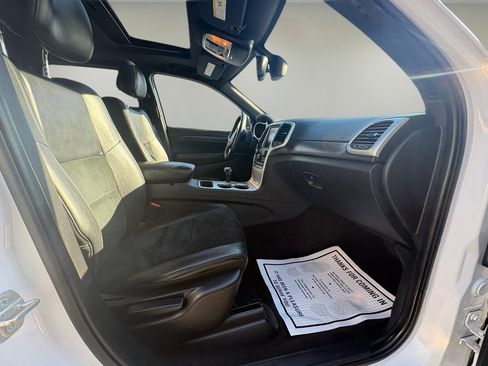 Used 2015 Jeep Grand Cherokee Altitude image 43