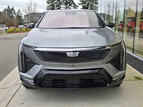 New 2026 Cadillac Optiq Sport 1 image 8