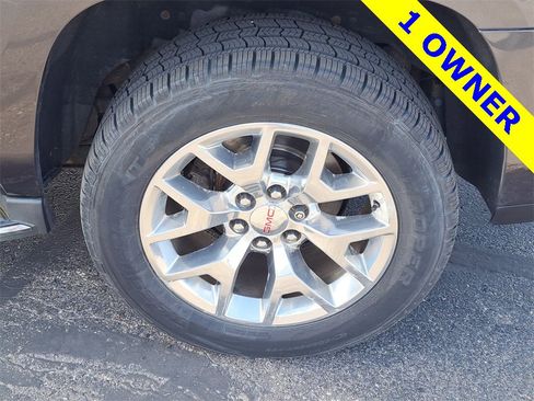 Used 2015 GMC Yukon XL SLE w/ Convenience Package image 26