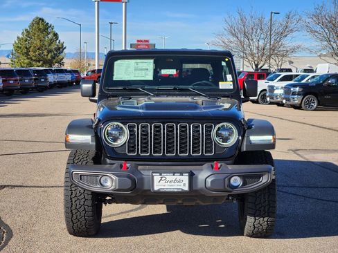 Used 2026 Jeep Gladiator Rubicon AWD/4WD image 6