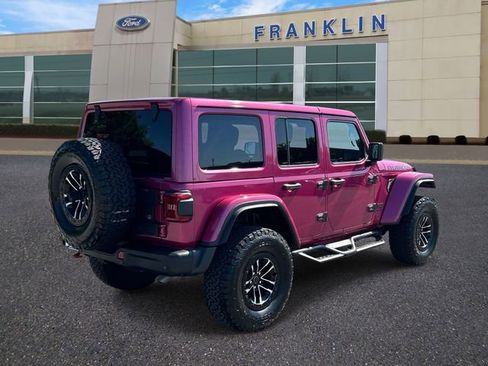 Used 2024 Jeep Wrangler Unlimited Rubicon AWD/4WD image 7
