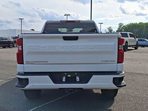 Used 2023 Chevrolet Silverado 1500 Custom AWD/4WD image 6