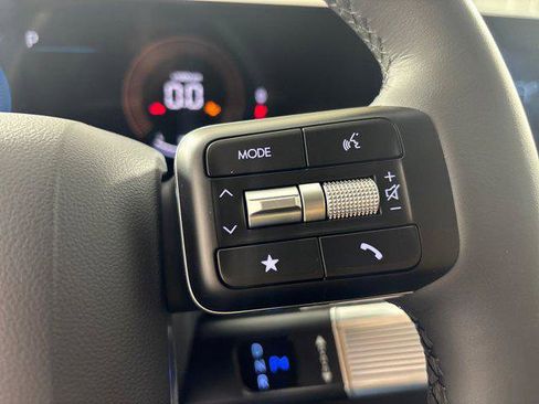 New 2026 Hyundai Santa Fe SE image 25