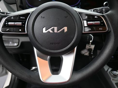 Used 2024 Kia Seltos LX image 28