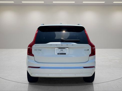 Used 2024 Volvo XC90 B6 Ultimate AWD/4WD image 4
