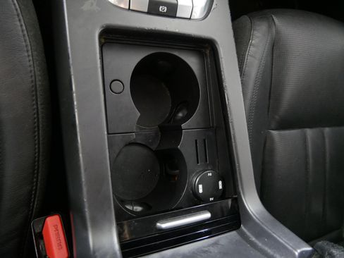 Used 2017 Land Rover Discovery Sport HSE AWD/4WD image 29