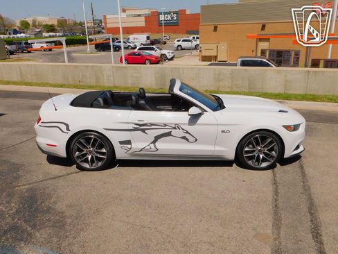 Used 2015 Ford Mustang GT Premium w/ Equipment Group 401A image 27