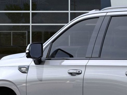 New 2026 GMC Yukon AT4 image 12