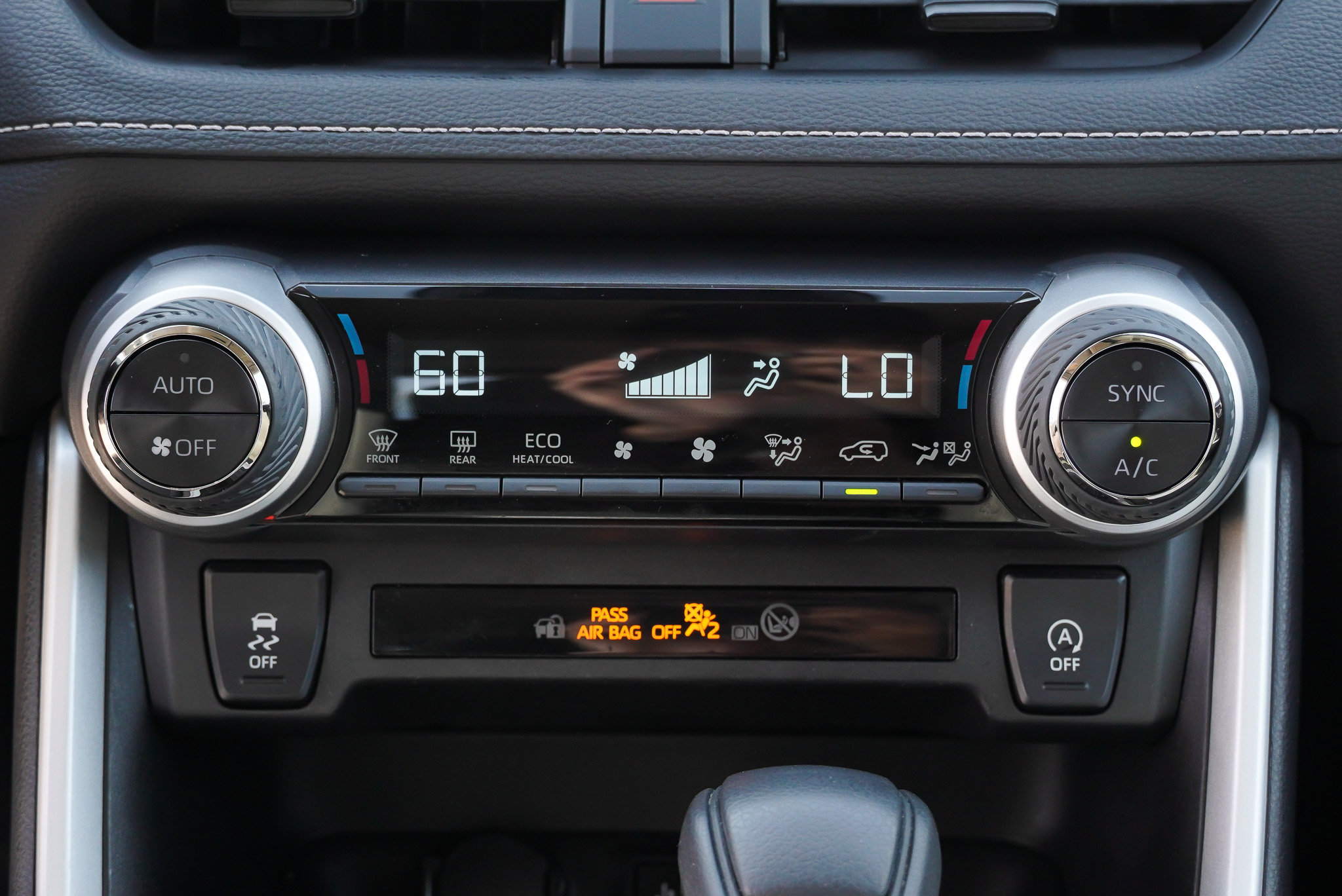 Certified 2025 Toyota RAV4 XLE AWD/4WD image 35
