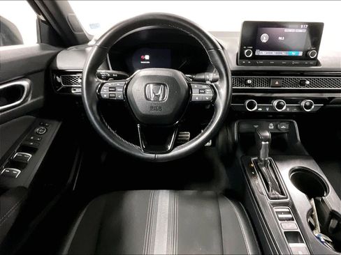 Used 2023 Honda Civic Sport image 17