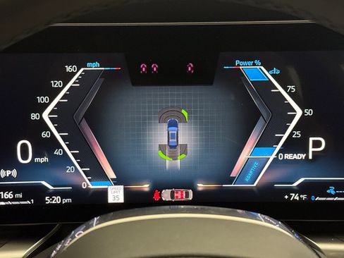 New 2026 BMW 750e xDrive AWD/4WD image 19