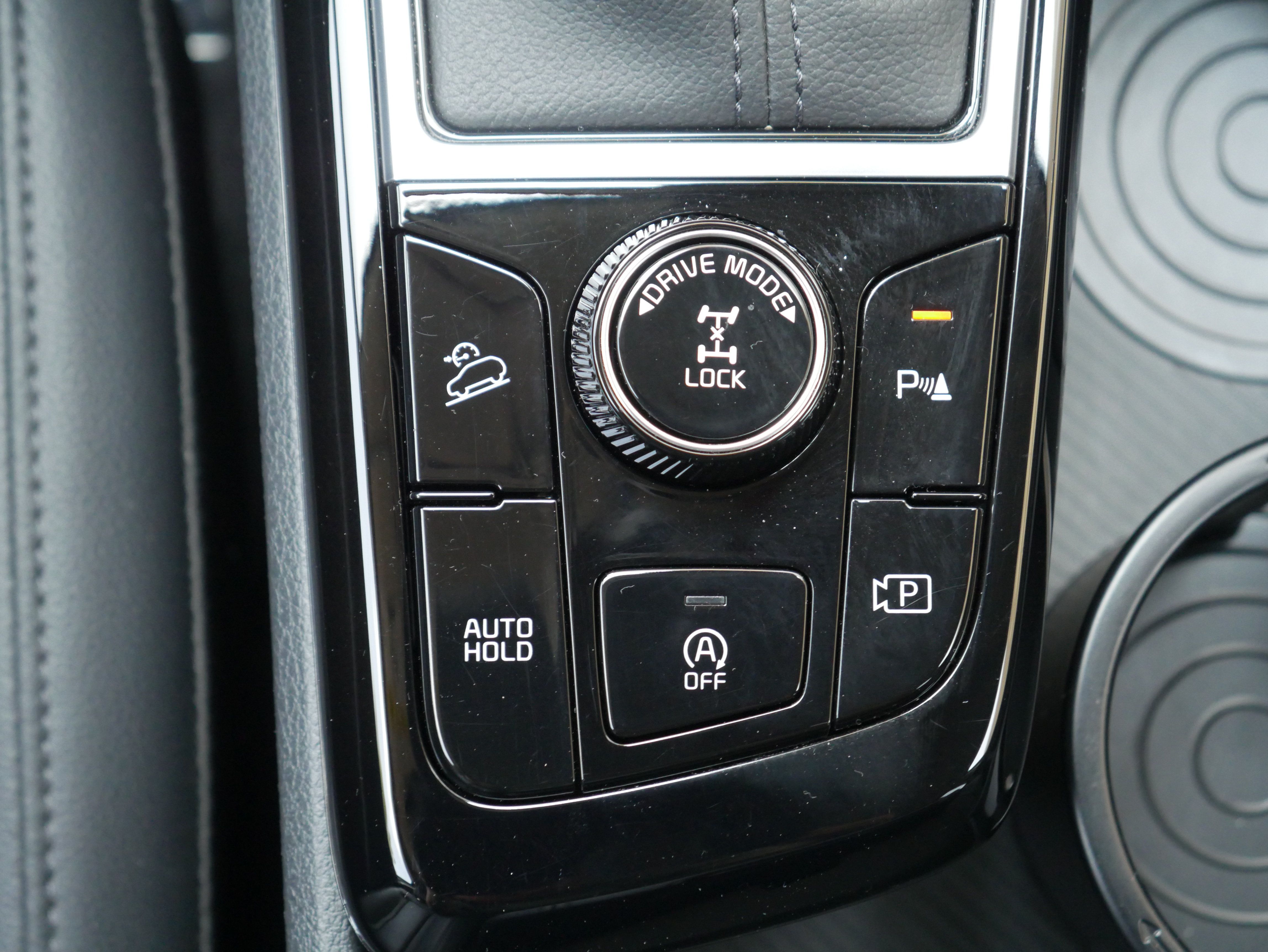 Used 2025 Kia Sportage EX AWD/4WD image 24
