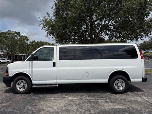 Used 2023 Chevrolet Express 3500 LS RWD image 7