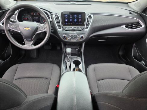 Used 2023 Chevrolet Malibu LT FWD image 14