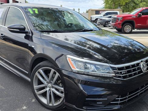 Used 2017 Volkswagen Passat 1.8T R-Line w/ R-Line Lighting Package FWD image 3