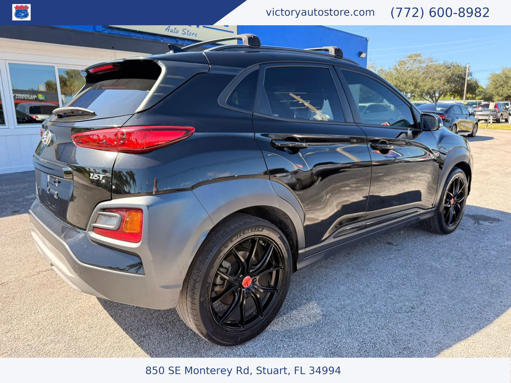 Used 2021 Hyundai Kona Night FWD image 11