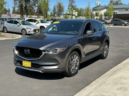 Used 2019 MAZDA CX-5 Signature AWD/4WD image 1